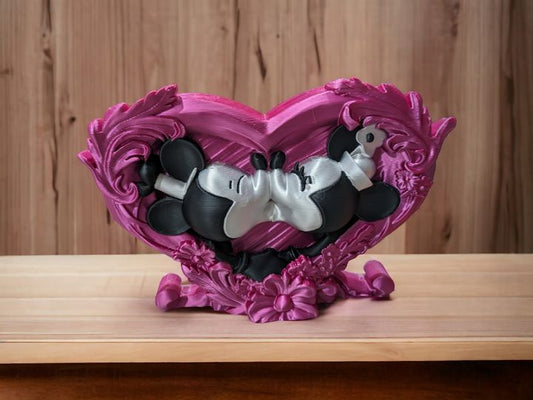 Valentine Steamboat Mickey and Minnie - Heart Frame